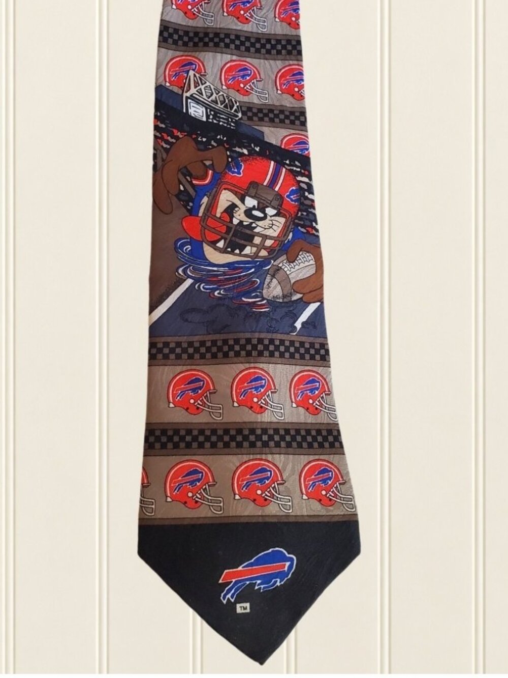 Vintage 1990s NFL Buffalo Bills Taz-Style Necktie Leeds International Football
